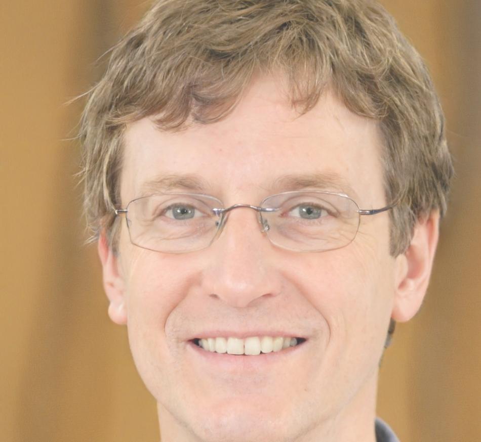 Marcus Weber, erfahrener Trading-Mentor und Finanzanalyst